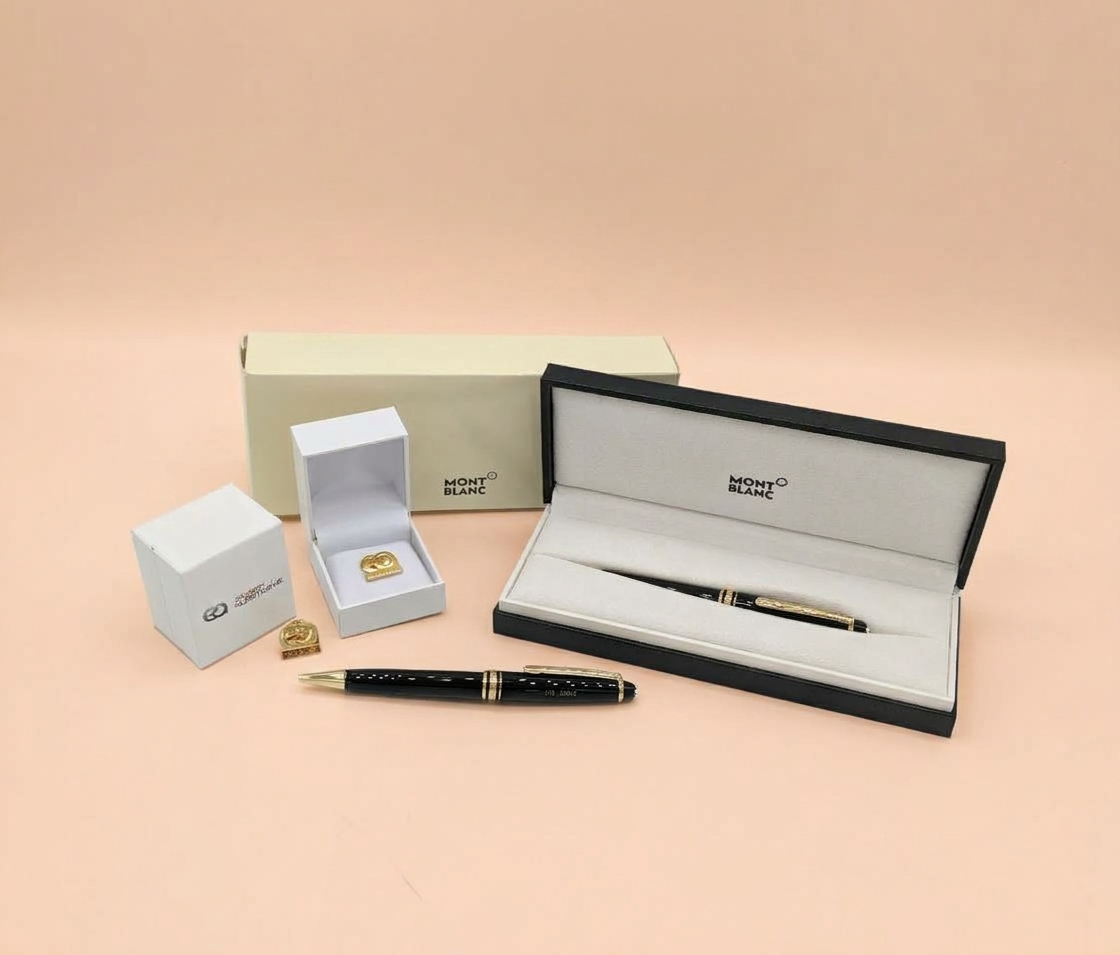 Engraved long service plaque and key tag in a presentation box